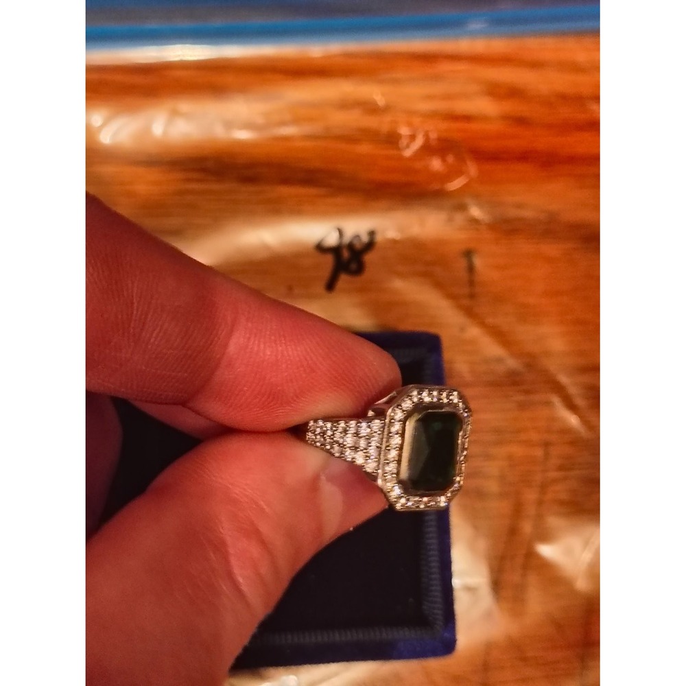 LNT 925 Sterling Silver Emerald Cut Green Cocktail Ring Size 6 - Picture 2 of 7